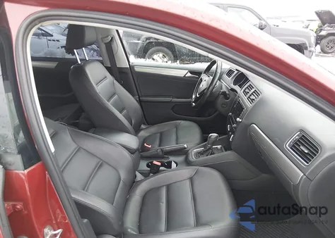 2017 Volkswagen Jetta 1.4T Se z USA, uszkodzony, nr VIN 3VWDB7AJ2HM378032